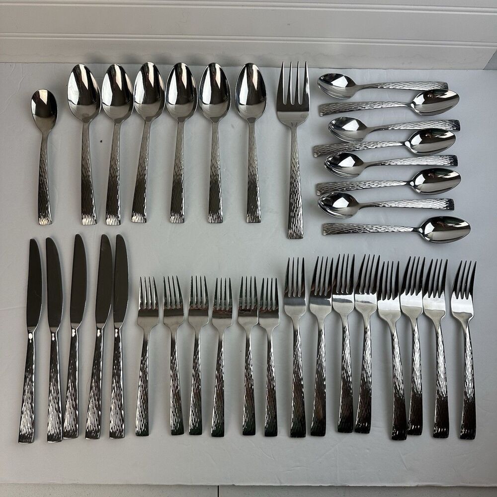 Splendide 18/10 Stainless Flatware Set of 35 Hammered Mali Pattern David Shaw